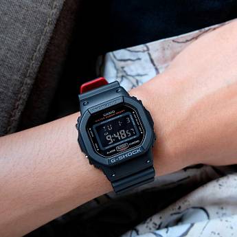 DW-5600HR-1E